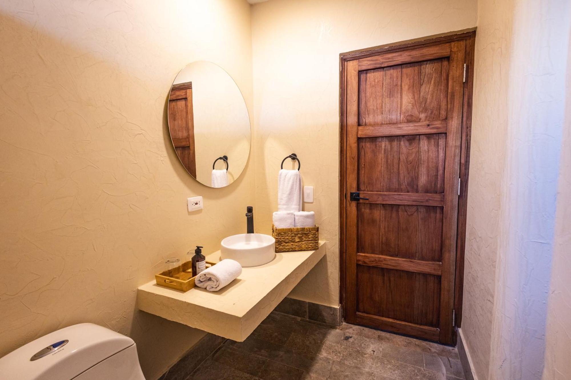 Casa Noa Colonial Rooms Cartagena ภายนอก รูปภาพ
